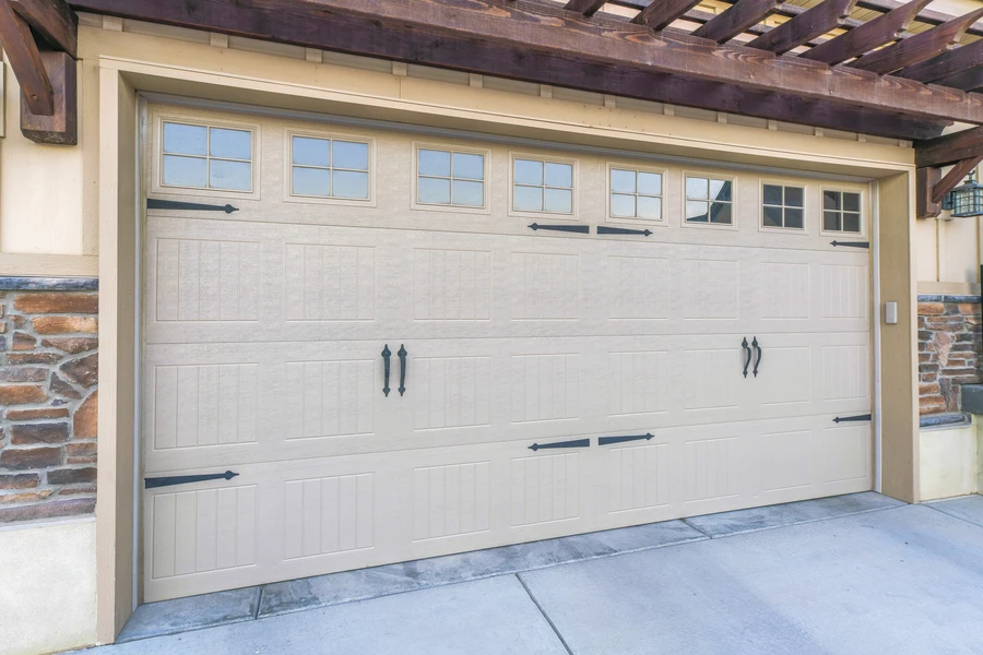 Experienced Garage Door Maintenance Mammoth Lakes, CA Experienced Garage Door Maintenance Mammoth Lakes, CA